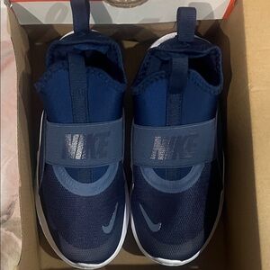 Nike Kids Dark Blue Sneakers BNIB SIZE 13
